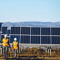 Imagem do curso Usinas Fotovoltaicas - Projeto, Dimensionamento, Construção, Operação e Manutenção