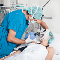 Imagem do curso COMBO Fisioterapia em Terapia Intensiva + Treinamento avançado em Fisioterapia Respiratória - 100% online