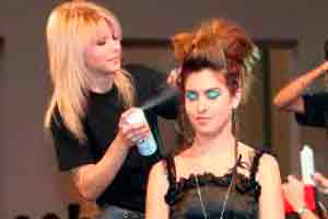 Imagem do produto CURSO DE CABELEIREIRO PROFISSIONAL ACADEMY HAIR COM CERTIFICADO