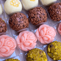 Imagem do curso Se torne referência em Brigadeiros adoçando momentos