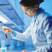 Imagem do curso CURSO DE FORMAÇÃO EM AUXILIAR DE LABORATÓRIO - CERTIFICADO 120 HORAS LIBERADO PELO MEC