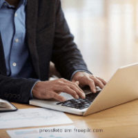Imagem do curso Redação Empresarial com Foco em Gramática Aplicada