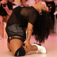 Imagem do curso APRENDA A DANÇAR TWERK EM 04(QUATRO MÓDULOS