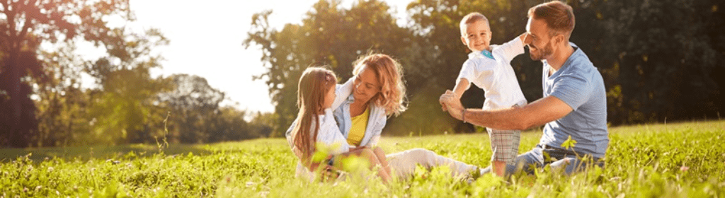 Banner superior do produto. Segue a descrição do conteúdo: Metodologia especifica para ajudar o portador da enfermidade crohn a tratar da mesma numa forma mais natural possível mostrando muitas causas que podem estar relacionadas a doença, que estão inflamando as paredes intestinais,agravando a doença e muitos ensinamentos que podem sim ajudar numa conquista de uma melhor saúde.
A metodologia traz muitas informações,na alimentação,na mudança estilo de vida,no controle da mente que é fundamental para vencer a doença na qual gatilhos como medo e ansiedade, estresse são grandes vilões na liberação de hormônios negativos que agravam o crohn,medicamentos, etc..
Você tomará posse de informações especiais, formas de tratar tanto no uso de certas plantas medicinais, como terapias especificas para melhorar o sistema auto imune do organismo.
Se você tem sofrido com o crohn, e dia após dia tem sentido que a enfermidade está agravando, tome posse hoje de conhecimentos especiais que poderão lhe ajudar na conquista de melhores resultados e a possibilidade de vencer a doença em muitos casos.
Comece hoje mesmo a efetuar a leitura desta maravilhosa forma de tratar, que se chama Como Vencer o Crohn