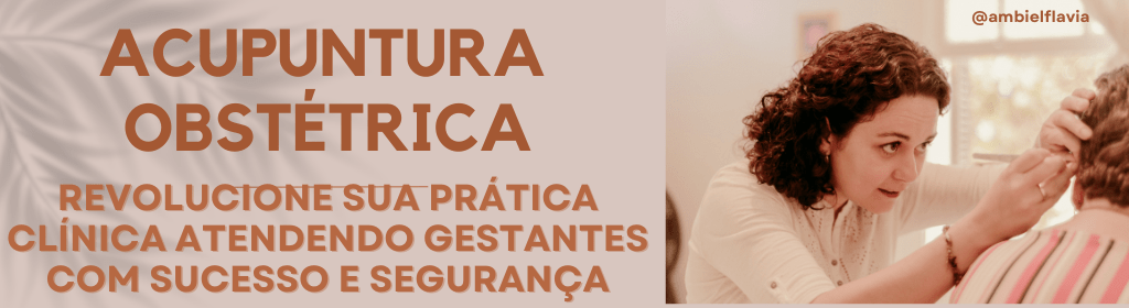 Banner superior do produto. Segue a descrição do conteúdo: Torne-se especialista em atendimento de gestantes. 

Neste curso você irá entender todo o universo da gestante. Aprenderá a visão da medicina ocidental, quais os exames e consultas que esta grávida passa, como a gravidez e o parto se desenvolvem.
Depois, embarcamos no universo da Medicina Tradicional Chinesa, entendendo como é o desenvolvimento da gravidez desde a concepção até o pós parto. Estudaremos cada desconforto da gravidez por sistema, olhando para a etiopatogenia, orientação terapêutica e tratamento de cada patologia.
Entenderemos o trabalho de parto, como preparar o corpo para o parto e como atuar durante o trabalho de parto.
Por fim, você aprenderá recursos para atuar no pós parto, aumentando a produção de leite, tratando congestão e fissuras, hemorroida, dores e fraqueza.

Logo após o término das aulas, você estará 100% apta(o) a atender uma gestante logo em seguida. O curso te trará todas as ferramentas necessárias para atender com eficácia e segurança.

Aulas bônus:
Luto e perda gestacional com o psicólogo especialista em cuidado paliativos, Leonardo Hoffmann
Trabalho de Parto, visão da medicina ocidental com a médica e ginecologista, dra. Lívia Pondorf
Discussão de casos clínicos, aula gravada com a professora Flávia Ambiel

Acesso aos encontros mensais AO VIVO com a professora Flávia Ambiel para esclarecer dúvidas e discutir casos clínicos toda última segunda-feira do mês.

Acesso a um grupo exclusivo de whatapp para tirar dúvidas com a professora e outros colegas.

Flávia Ambiel é biomédica e é formada Medicina Chinesa pelo Collège de Rosemont no Canadá. Especialista em gestantes e atua na área há mais de 10 anos. Desde 2019 ministra o curso de acupuntura obstétrica no Brasil, Portugal e França, formando centenas de acupunturistas para trabalharem com grávidas.