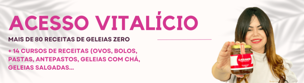 Banner superior do produto. Segue a descrição do conteúdo: Neste curso você irá aprender a fazer mais de 5 mil reais com geleias zero açúcar, trabalhando em casa.

É um curso completo módulos onde você ira aprender:

- Higienização das frutas em 4 passos.
- Fluxograma de produção acelerada
-Envase duplo 
- Todos os tipos de Blends
-Safra das frutas 
- Estratégias de Venda Viva
- Tirar fotos que vende 
-Configuração de ferramentas de pagamentos.
-Tipos de Pectina 
-32 receitas de Geleias sem adição de açucares
- 6 receitas de Geleias 100% frutas, sem adoçantes
-Como montar stand em feiras que vende
- Faça seu rótulo e rotulagem nutricional
-Oficina de logomarcas e rótulos que vende 
-Venda mais e trabalhe menos 

Com quem você irá aprender: Cris Oliveira é especialista em Geleias sem adição de açucares, e criadora do metódo Bava, ela tem um negócio de geleias onde ela é pioneira em vendas no atacado e tem resultados excelentes em vendas no varejo.
-
Um curso onde você aprende a fazer a Geleia e a Vender, com resultados comprovados por milhares de alunos que começaram do Zero e hoje já faturam seus 5 mil reais todo mês na cozinha da sua casa, ainda que não saiba cozinhar,